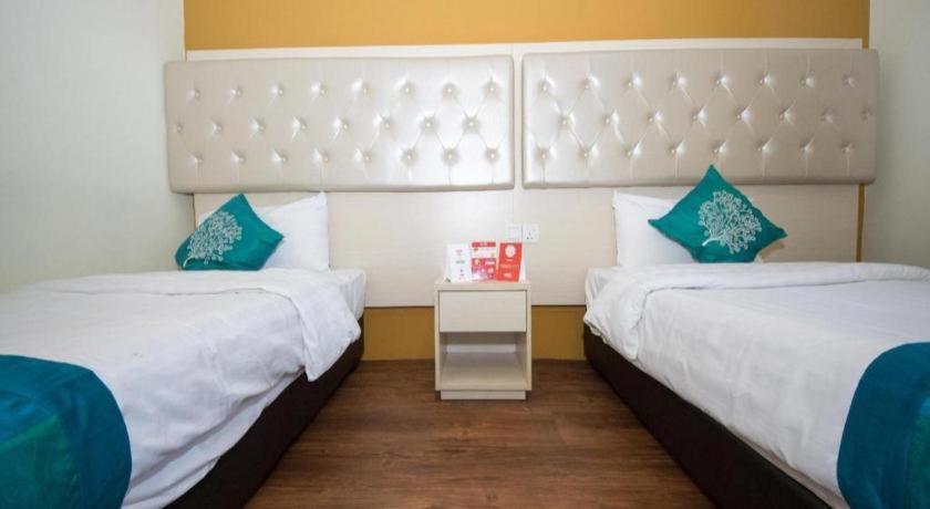 Oyo 114 Sandpiper Hotel كوالالمبور المظهر الخارجي الصورة