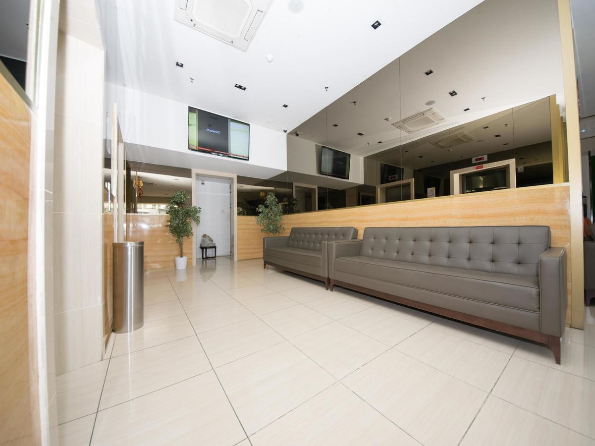 Oyo 114 Sandpiper Hotel كوالالمبور المظهر الخارجي الصورة